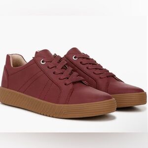 Soul Naturalizer Neela Oxford Sneaker Sz 9 1/2 Wide NWOT